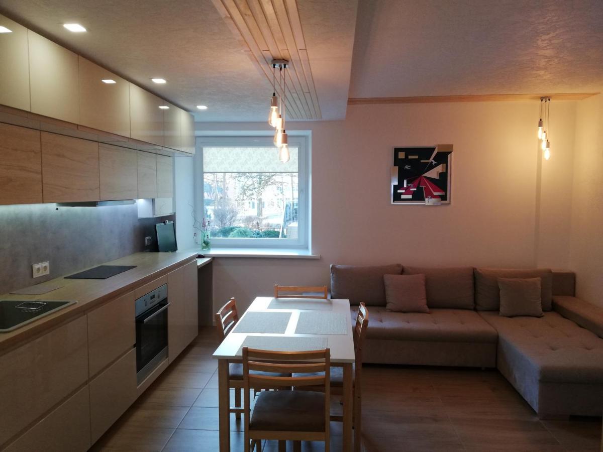 Poilsis Jums Appartement Nida Buitenkant foto