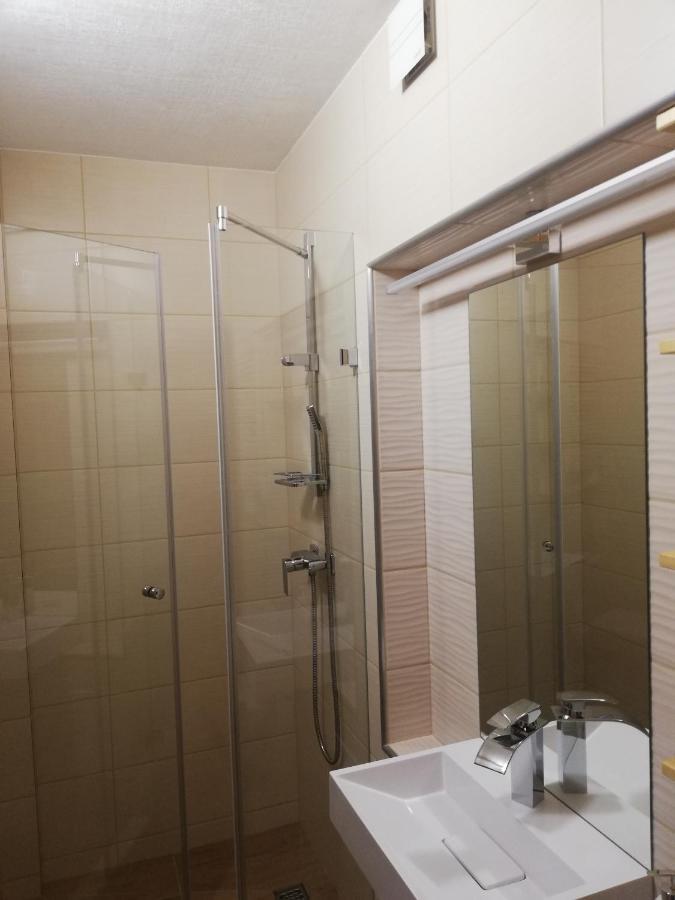 Poilsis Jums Appartement Nida Buitenkant foto
