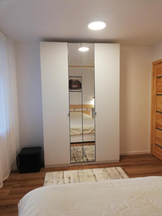 Poilsis Jums Appartement Nida Buitenkant foto